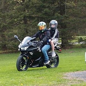 Meet your Posher, Alik